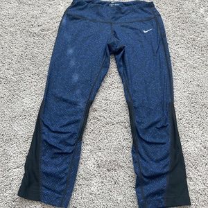 Nike Cropped Dri-Fit Leggings